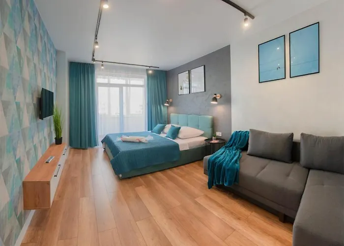 новострой.зеленая.сиховская.пр.красной калини.пасичная.дж.вашингтона.днистерская. アパート