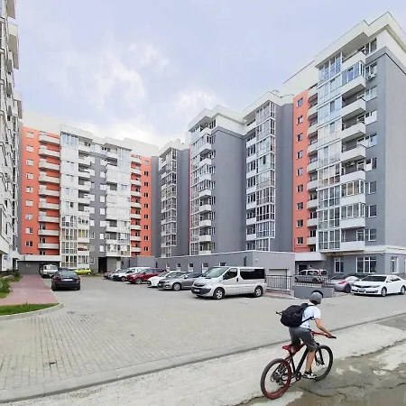 новострой.зеленая.сиховская.пр.красной калини.пасичная.дж.вашингтона.днистерская. شقة